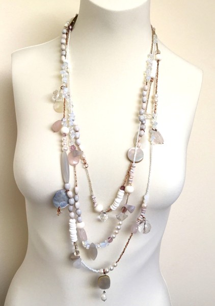 Summer Pearl Necklace 3 Row White