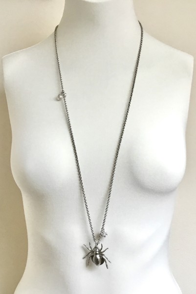 Fiva Necklace long with pendant silver spider